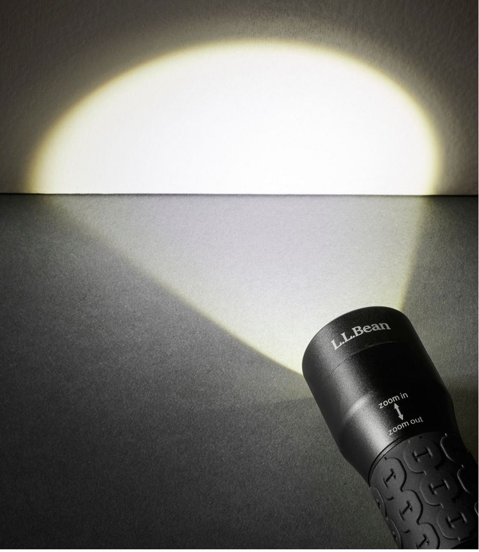 Trailblazer Zoom Flashlight | L.L.Bean Signature