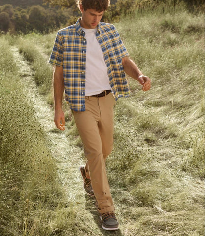 Men's Lakewashed® Stretch Khakis, Standard Fit, Straight Leg | L.L.Bean Classic